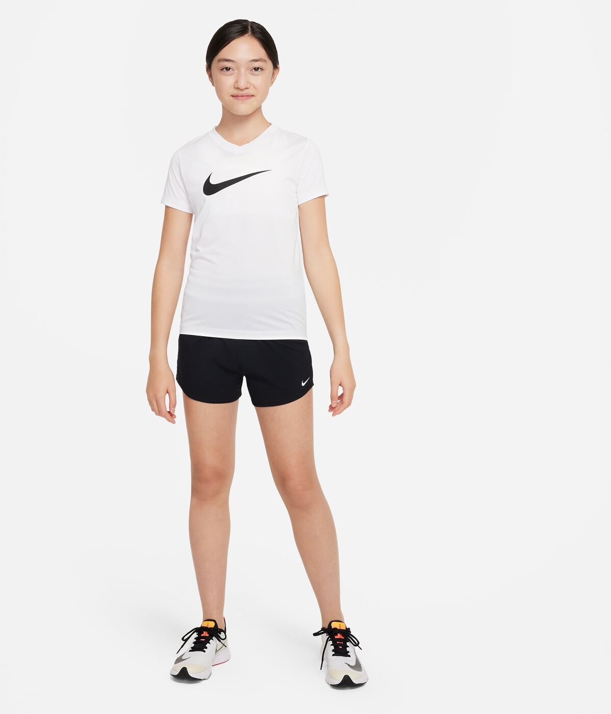 G NK DF ONE WVN HR SHORT BLACK/WHITE Bild 3
