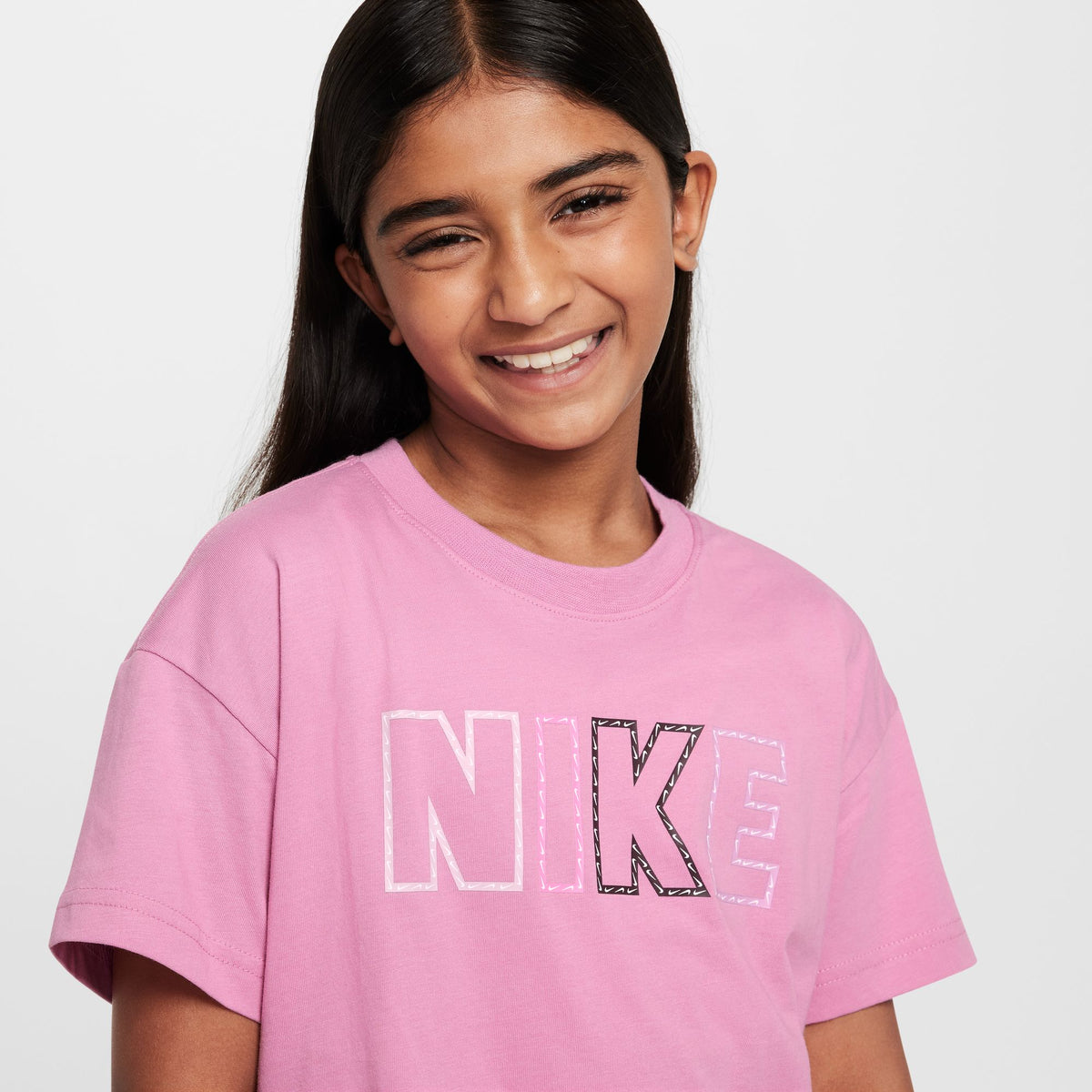 G NSW TEE ESSENTIAL AOP MAGIC FLAMINGO Bild 3