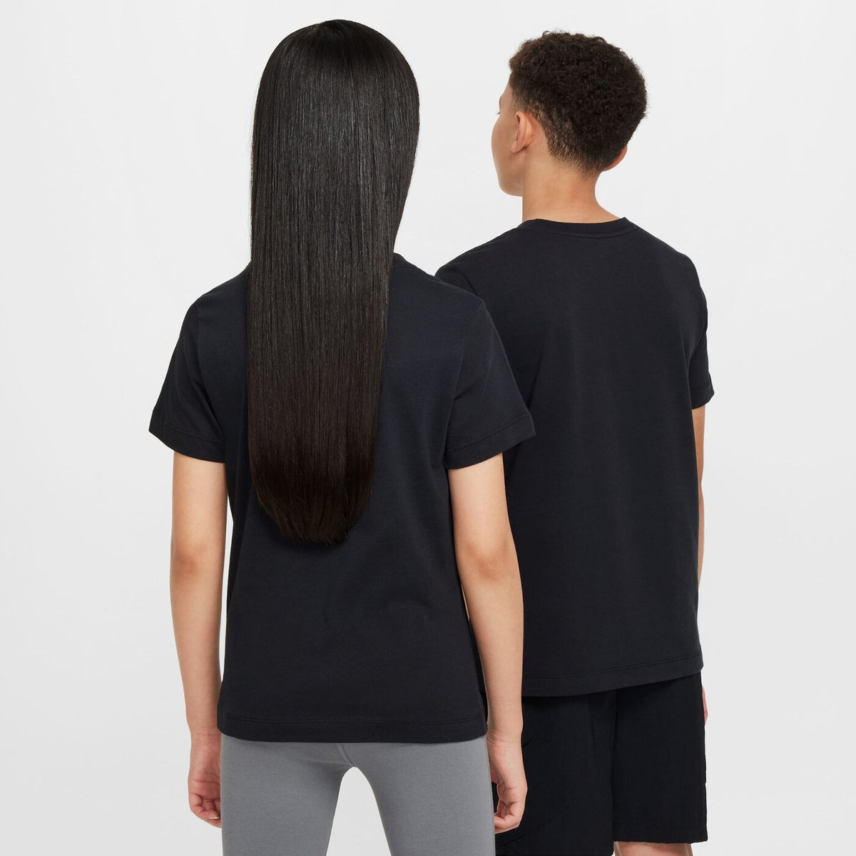 K NSW TEE FUTURA HBR BLACK Bild 3