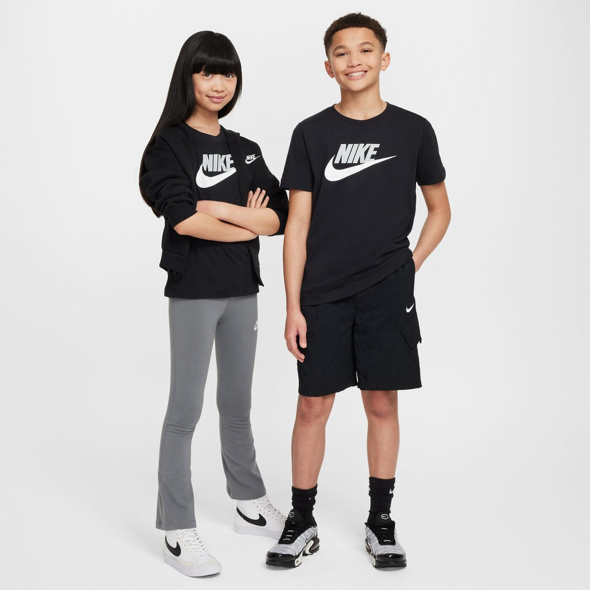 K NSW TEE FUTURA HBR BLACK Bild 6