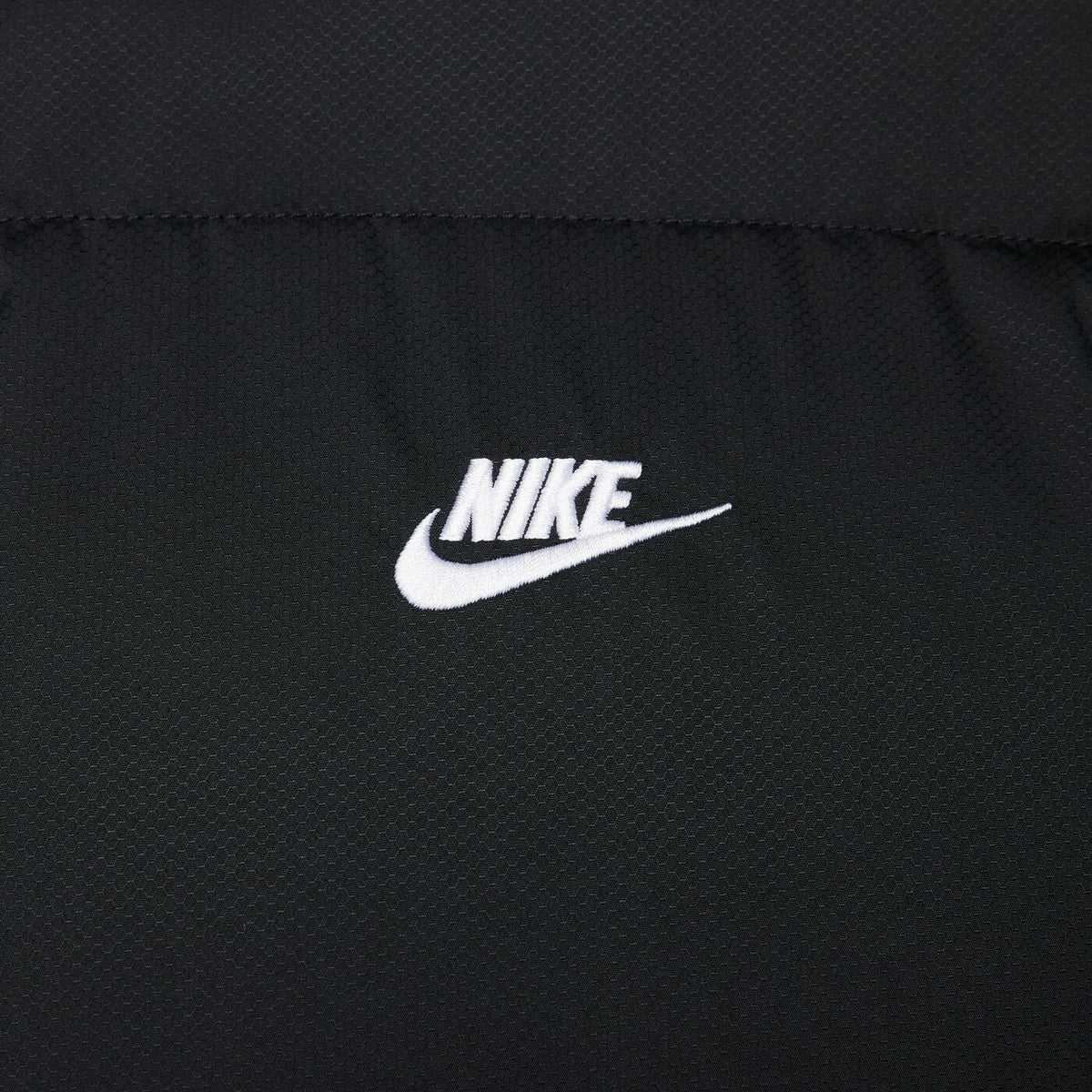 M NK CLUB PUFFER VEST BLACK/WHITE Bild 6