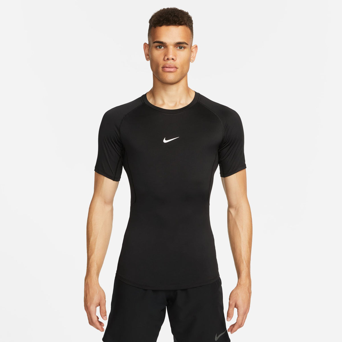 M NP DF TIGHT TOP SS BLACK/WHITE Bild 1