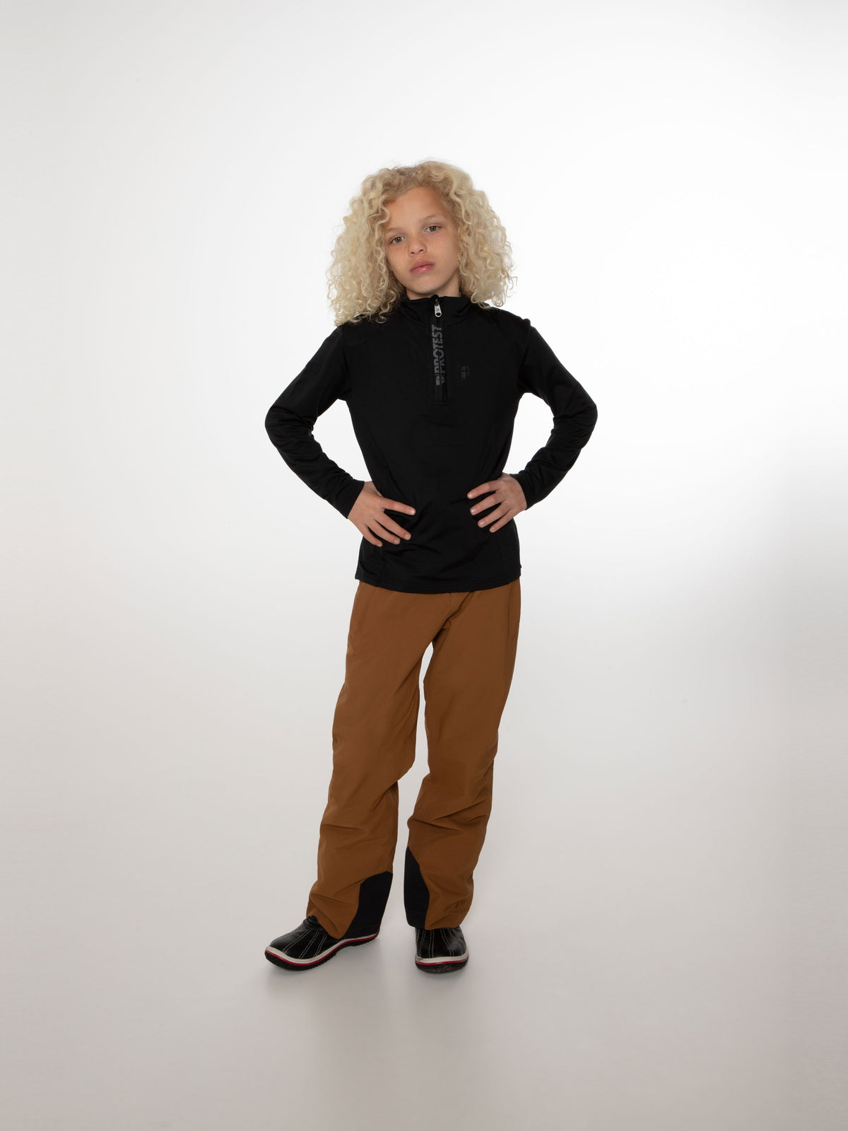 REWILLOWY JR 1/4 zip top True Black Bild 3