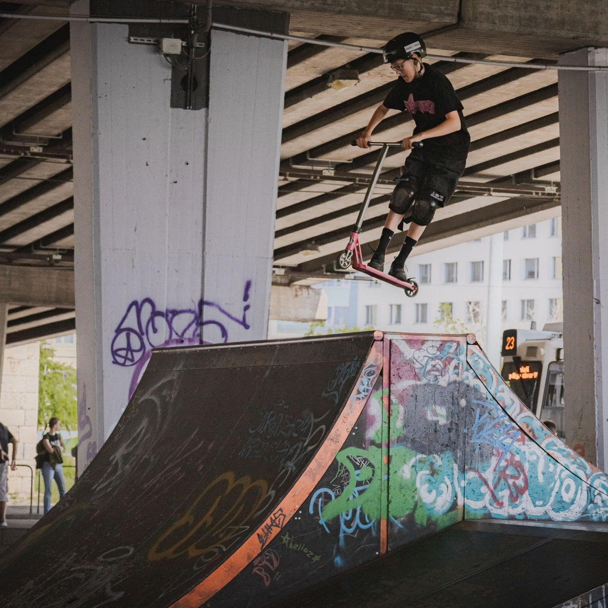 Funwheel, Scooter und Skatepark – Sport Frank Hof