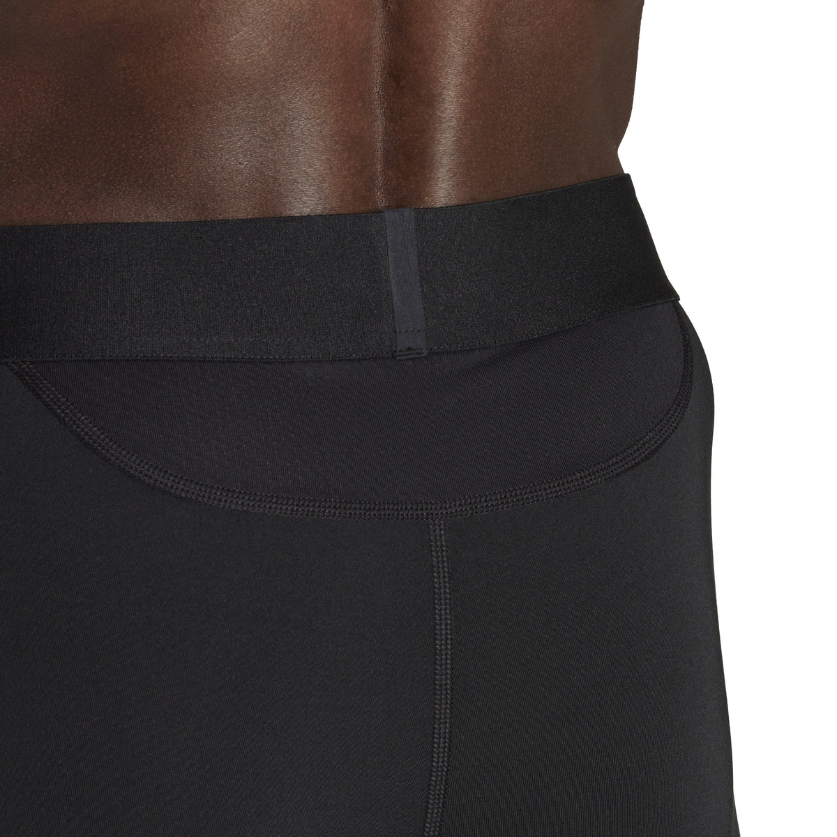 TF SHRT TIGHT M BLACK Bild 4