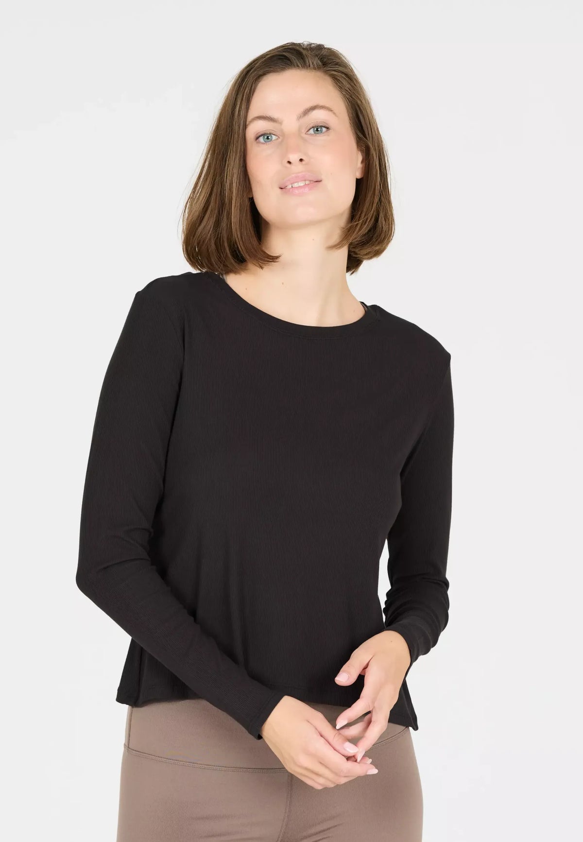 Mandes W L/S Tee Black Black Bild 7