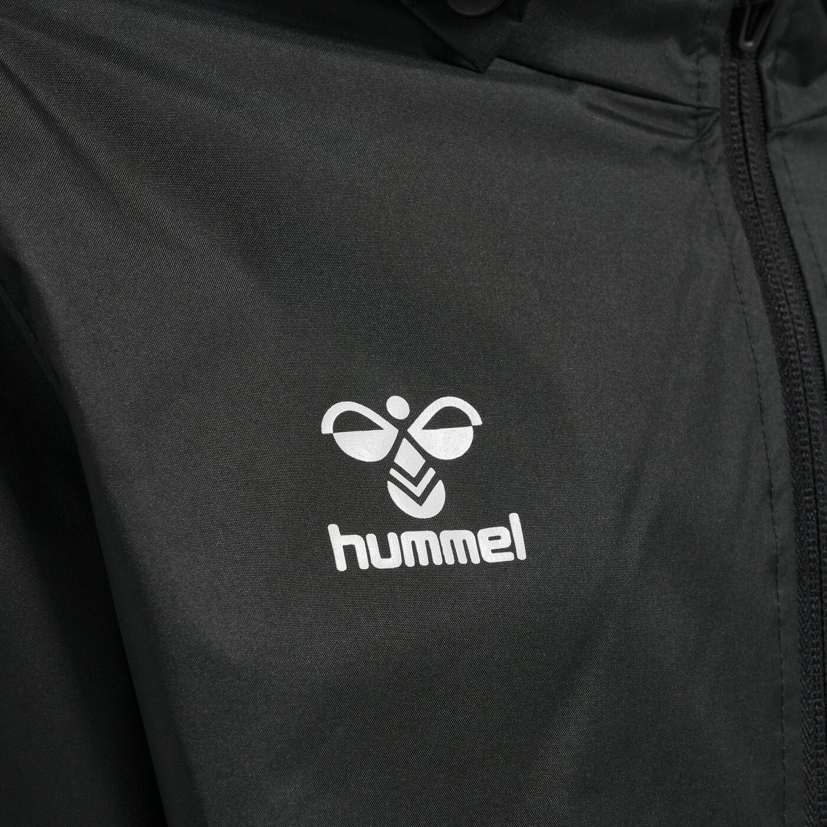 hmlCORE XK SPRAY JACKET KIDS 2001 BLACK Bild 4