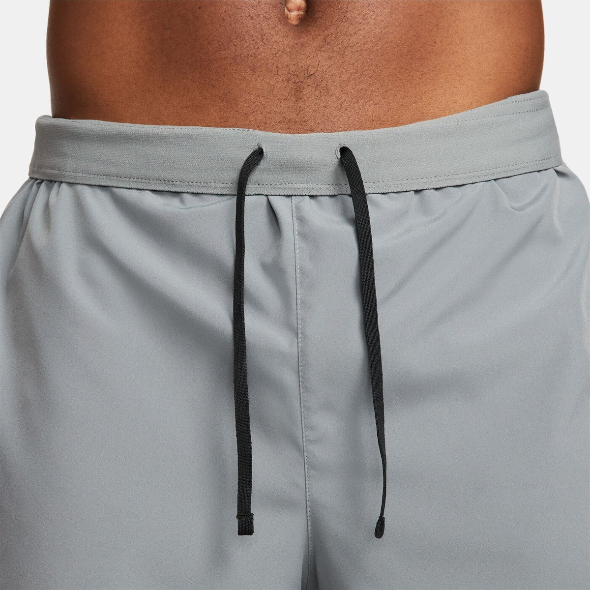 M NK DF CHALLENGER 7BF SHORT SMOKE GREY/WHITE/WHITE SMOKE GREY/WHITE/WHITE Bild 9