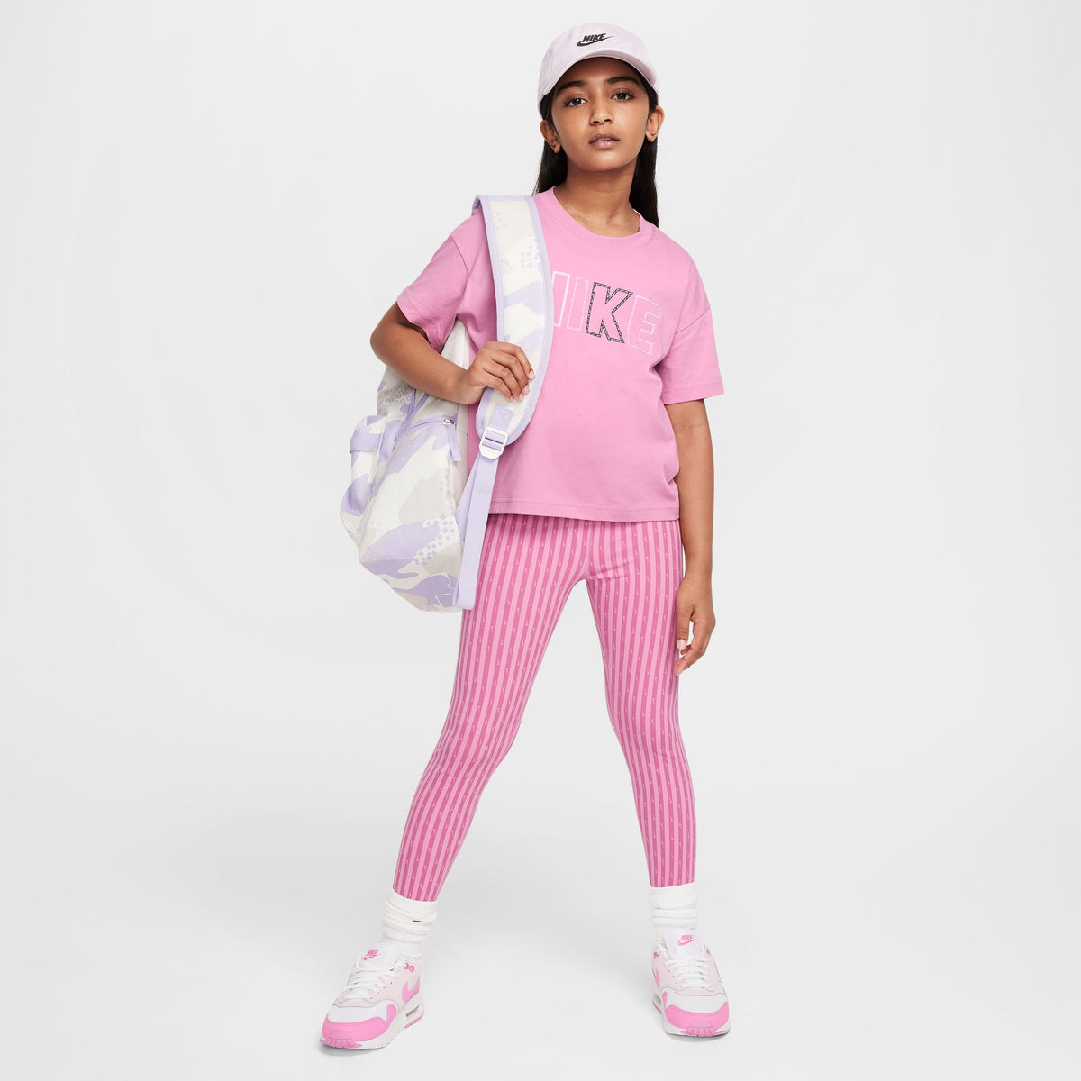 G NSW TEE ESSENTIAL AOP MAGIC FLAMINGO Bild 4