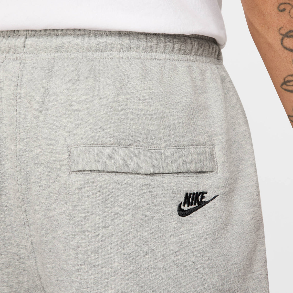 M NK CLUB BB CF PANT NSW GFX DK GREY HEATHER DK GREY HEATHER Bild 4