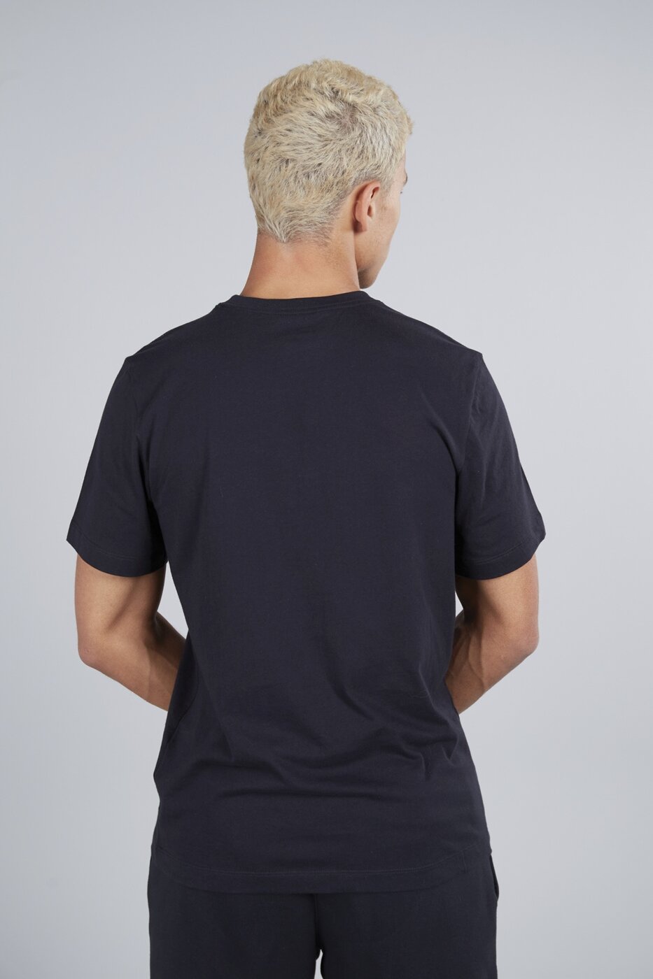 M NSW CLUB TEE BLACK/WHITE Bild 8