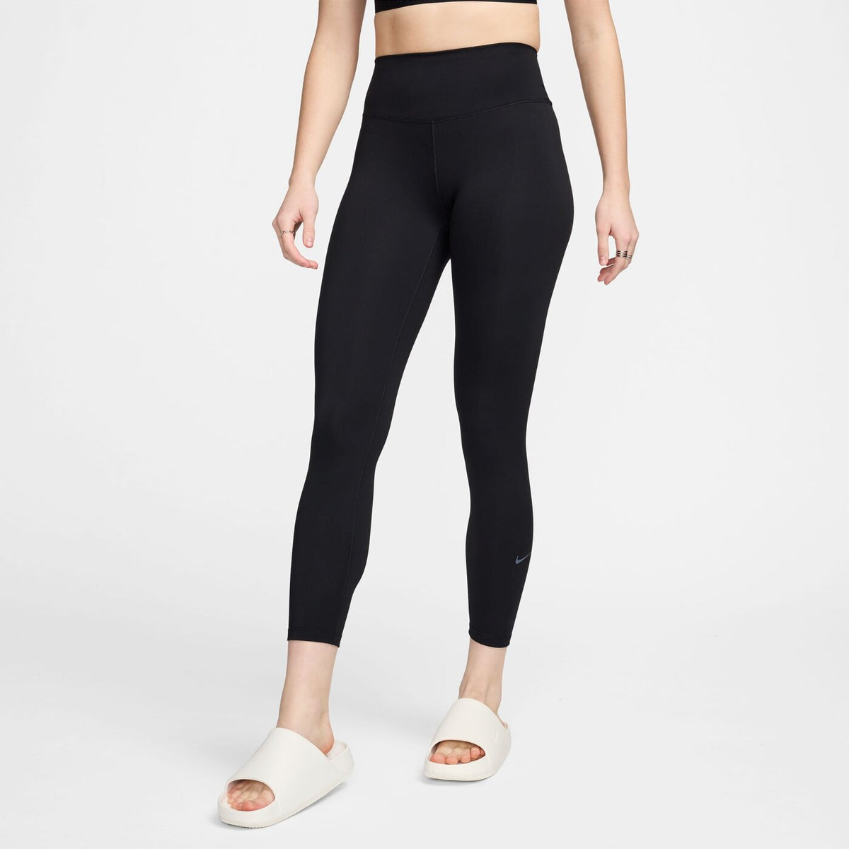 W NK DF ONE HR 7/8 TIGHT 010 010 Bild 1