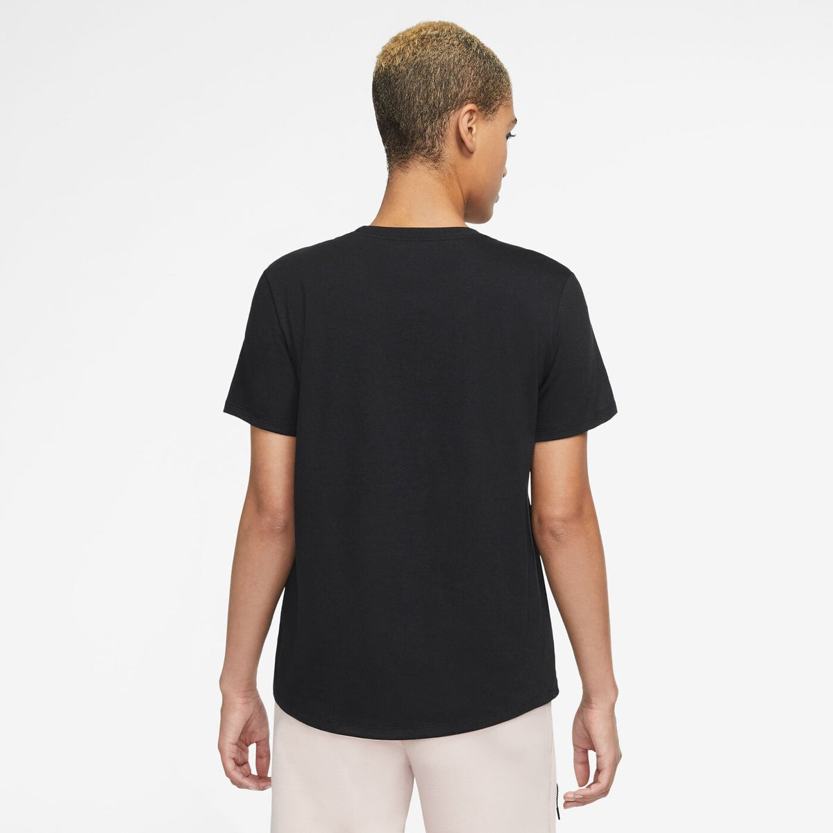 W NSW TEE CLUB BLACK Bild 2