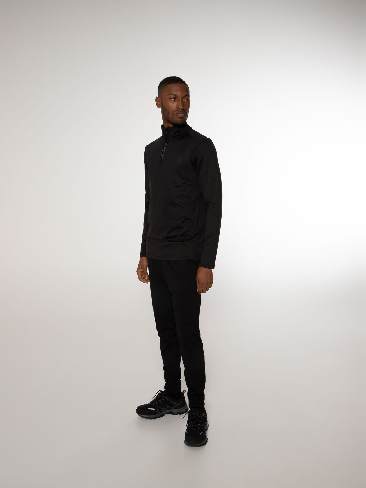 REWILL 1/4 zip top True Black Bild 3
