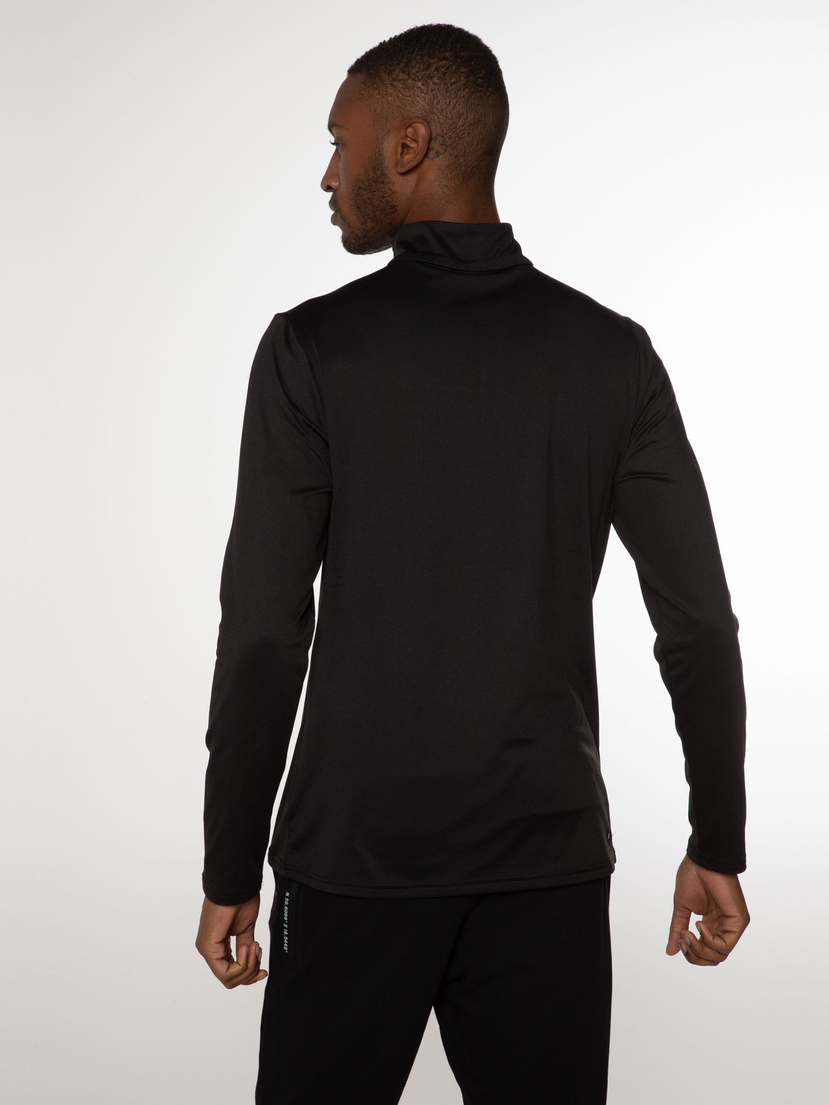 REWILL 1/4 zip top True Black Bild 6